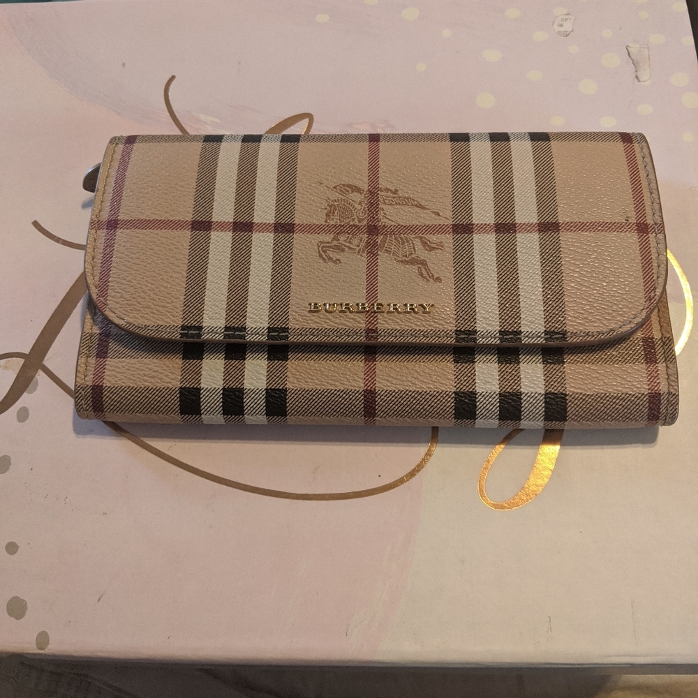 Burberry wallet